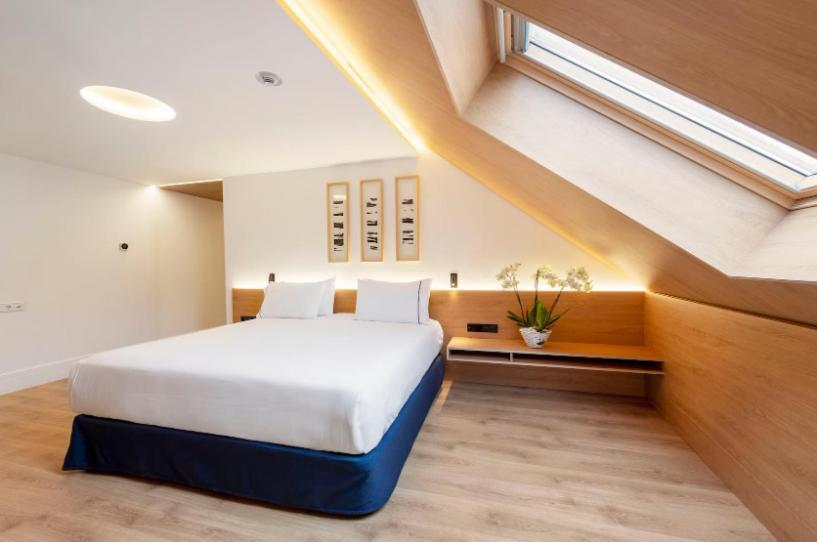 Eurostars Portico Alicante Luaran gambar A room at the hotel